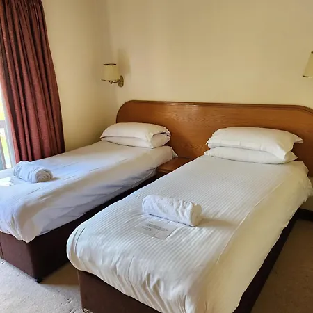 Lakeland Village Resort 3*