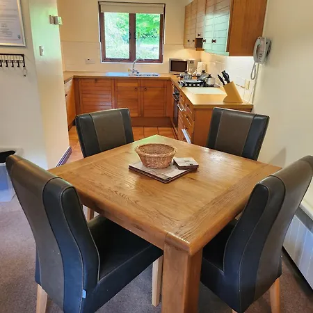 Lakeland Village 3*