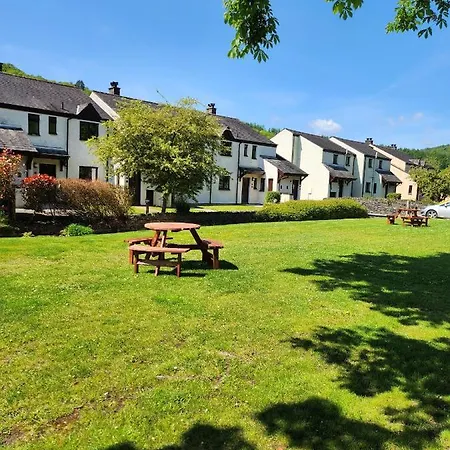 Lakeland Village 3*