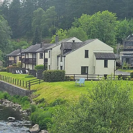 Lakeland Village 리조트 3*